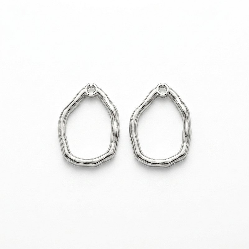 Small Irregular drop shape bezel (1 piece)