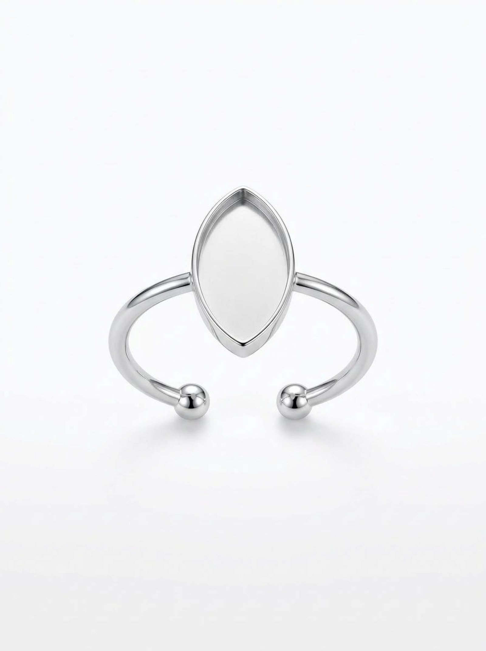 Eye Shape Ring Silver